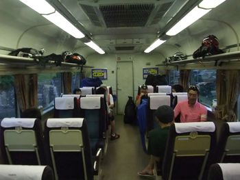 637 637
